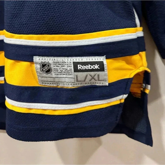 Ryan Miller Buffalo Sabres Vintage NHL Hockey Jersey - Picture 4 of 14